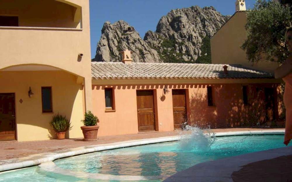 Hotel San Pantaleo Ngoại thất bức ảnh