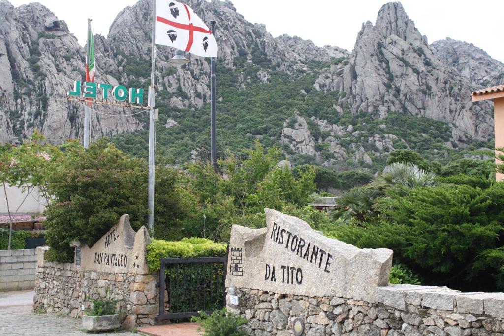 Hotel San Pantaleo Ngoại thất bức ảnh